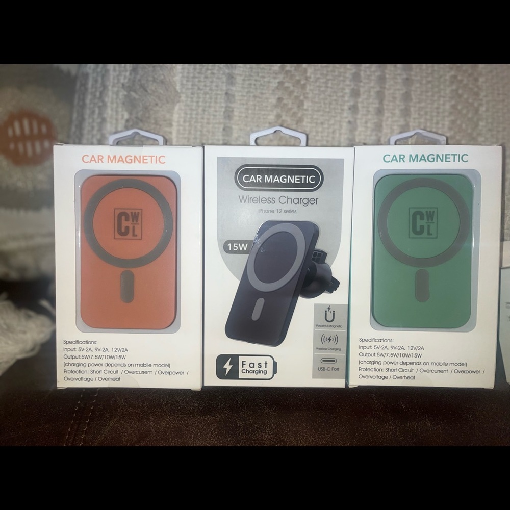 Magnetic wireless car charger